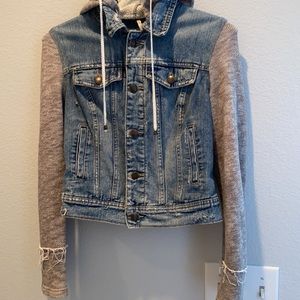Gently Used Free People Denim Jean Jacket (Size XS)